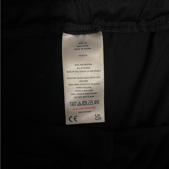 Wander Black Athletic Shorts with Adjustable Fit - Picture 3 of 4